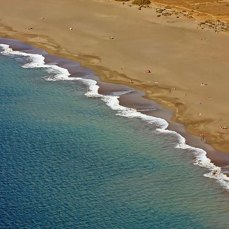 Barlovento By Rentmedano Luxury Beach Front Apartment With Fantastic Ocean Views El Médano Dış mekan fotoğraf